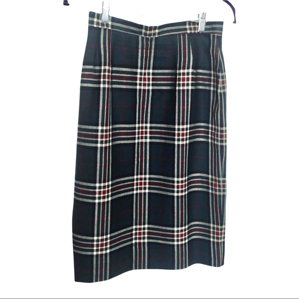 Charter Club Petite, vintage, wool, plaid, longer straight skirt, size 8, EUC